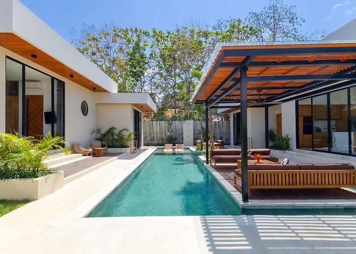 Villa Linaria By Pertama